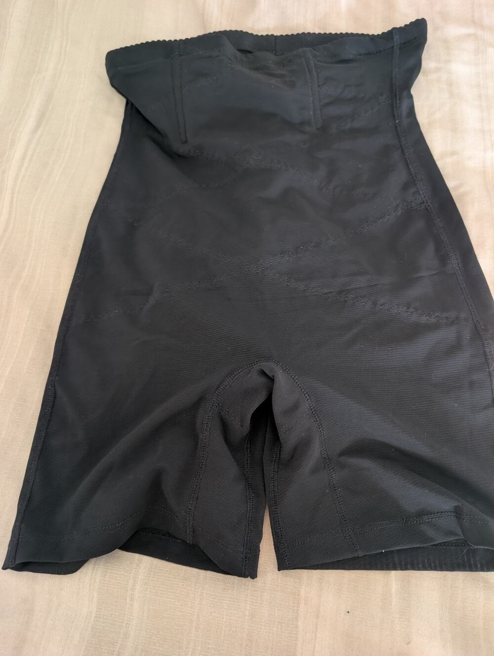 Seamless Sculpt Mid Thigh Shapewear Shorts Women's Black Size Large
